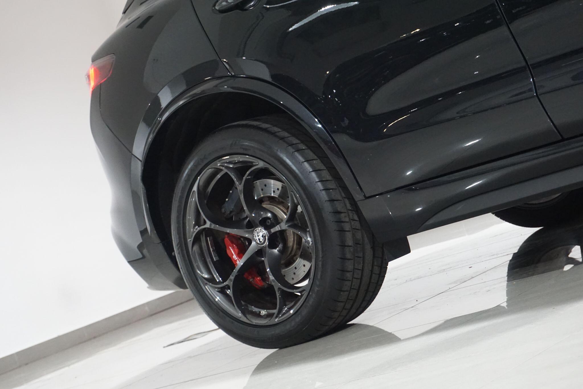 Alfa Romeo Stelvio 2.9 V6 Bi-Turbo Quadrifoglio Auto Q4 AWD Euro 6 (s/s) 5dr